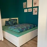 Rabennest Gemütliche Nahe Rabensteinklinikum - Kein Separates Schlafzimmer, Studiowohnung