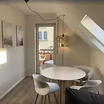 Rabennest Gemütliche Nahe Rabensteinklinikum - Kein Separates Schlafzimmer, Studiowohnung Apartment
